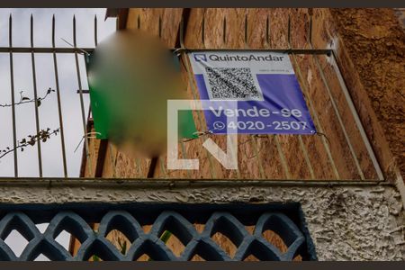 Casa à venda com 250m², 2 quartos e 5 vagas Casa à venda com 250m², 2 quartos e 5 vagasPlaquinha