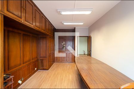 Casa à venda com 296m², 3 quartos e 2 vagas Casa à venda com 296m², 3 quartos e 2 vagasQuarto 3