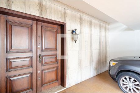 Casa à venda com 296m², 3 quartos e 2 vagas Casa à venda com 296m², 3 quartos e 2 vagasGaragem