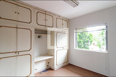 Casa à venda com 296m², 3 quartos e 2 vagas Casa à venda com 296m², 3 quartos e 2 vagasQuarto 2