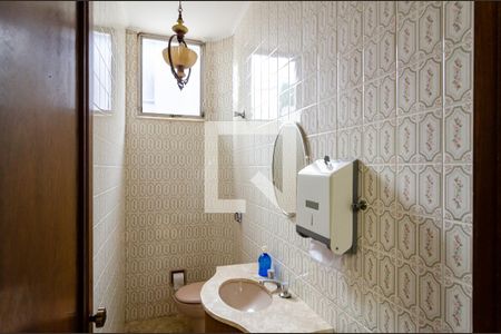 Casa à venda com 296m², 3 quartos e 2 vagas Casa à venda com 296m², 3 quartos e 2 vagasLavabo