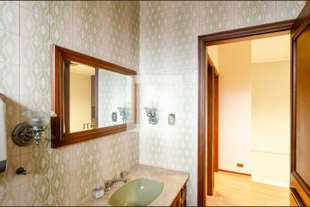 Casa à venda com 296m², 3 quartos e 2 vagas Casa à venda com 296m², 3 quartos e 2 vagasBanheiro Social