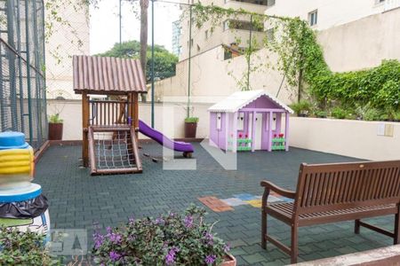 Apartamento à venda com 132m², 3 quartos e 1 vagaÁrea comum - Playground