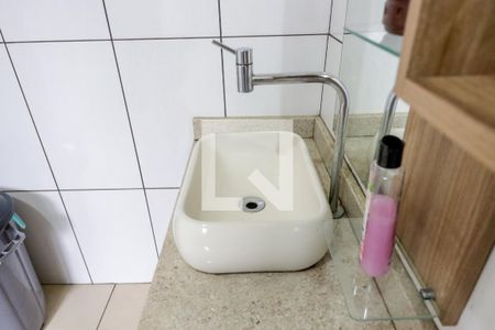 Casa à venda com 249m², 3 quartos e 2 vagas Casa à venda com 249m², 3 quartos e 2 vagasBanheiro