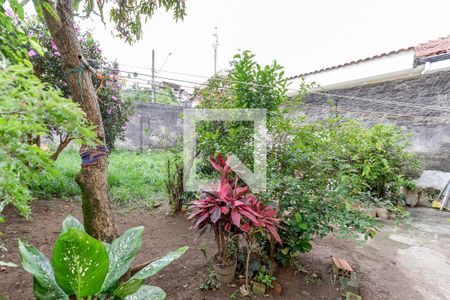 Casa à venda com 249m², 3 quartos e 2 vagas Casa à venda com 249m², 3 quartos e 2 vagasQuintal