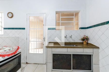 Casa à venda com 249m², 3 quartos e 2 vagas Casa à venda com 249m², 3 quartos e 2 vagasCozinha