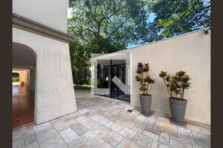 Apartamento à venda com 120m², 4 quartos e 2 vagasEntrada