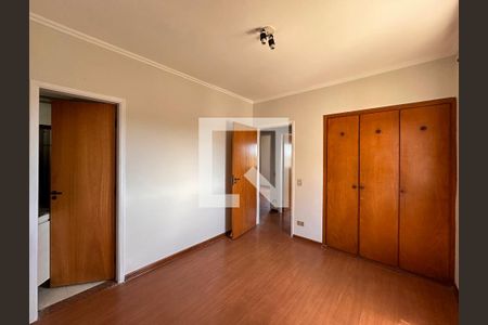 Apartamento à venda com 120m², 4 quartos e 2 vagasSuíte
