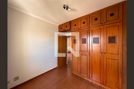 Apartamento à venda com 120m², 4 quartos e 2 vagasQuarto 3
