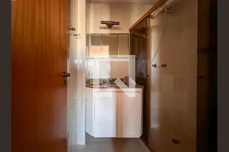 Apartamento à venda com 120m², 4 quartos e 2 vagasBanheiro Social