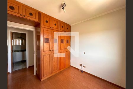 Apartamento à venda com 120m², 4 quartos e 2 vagasQuarto 3