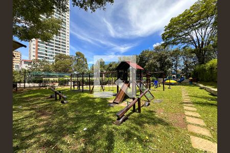 Apartamento à venda com 120m², 4 quartos e 2 vagasPlayground