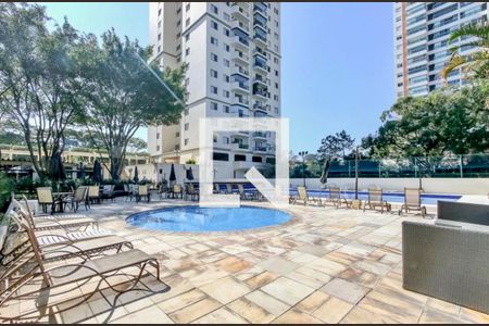 Apartamento à venda com 120m², 4 quartos e 2 vagasPiscina