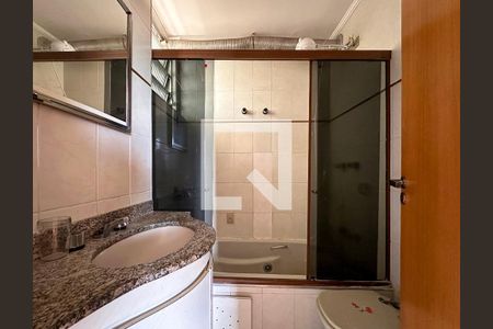 Apartamento à venda com 120m², 4 quartos e 2 vagasBanheiro Suíte