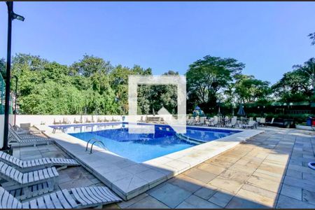 Apartamento à venda com 120m², 4 quartos e 2 vagasPiscina