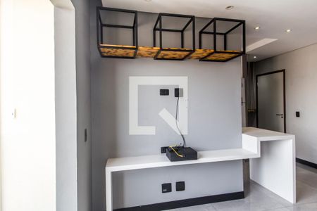 Sala de apartamento para alugar com 2 quartos, 58m² em Jardim Tupanci, Barueri