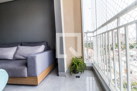Varanda de apartamento para alugar com 2 quartos, 58m² em Jardim Tupanci, Barueri