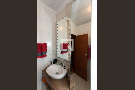 Casa à venda com 134m², 3 quartos e 2 vagasBanheiro Social