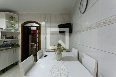 Casa à venda com 134m², 3 quartos e 2 vagasCozinha