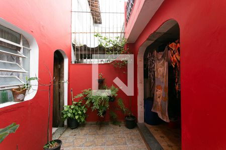 Casa à venda com 134m², 3 quartos e 2 vagasQuintal