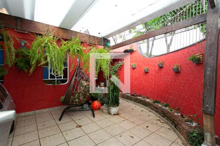 Casa à venda com 134m², 3 quartos e 2 vagasGaragem