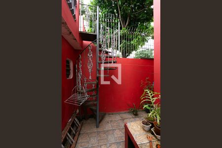 Casa à venda com 134m², 3 quartos e 2 vagasQuintal