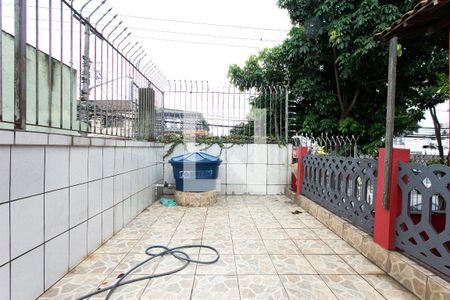 Casa à venda com 134m², 3 quartos e 2 vagasTerraço