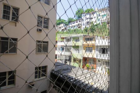 Vista do Quarto 1 de apartamento para alugar com 2 quartos, 77m² em Centro, Rio de Janeiro