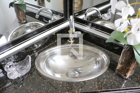 Apartamento à venda com 200m², 3 quartos e 2 vagasLavabo