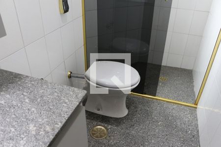 Apartamento à venda com 200m², 3 quartos e 2 vagasBanheiro Social