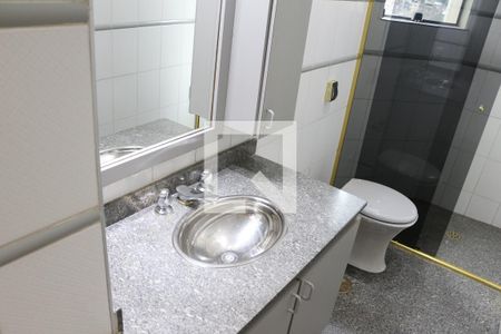 Apartamento à venda com 200m², 3 quartos e 2 vagasBanheiro Social