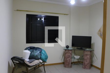 Apartamento à venda com 200m², 3 quartos e 2 vagasQuarto 2