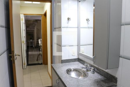 Apartamento à venda com 200m², 3 quartos e 2 vagasBanheiro Social
