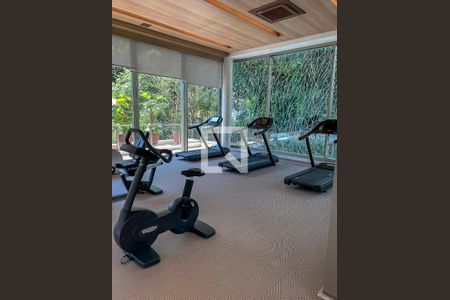 Apartamento à venda com 343m², 4 quartos e 4 vagas Apartamento à venda com 343m², 4 quartos e 4 vagasAcademia