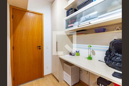 Apartamento à venda com 123m², 3 quartos e 3 vagas Apartamento à venda com 123m², 3 quartos e 3 vagasEscritório