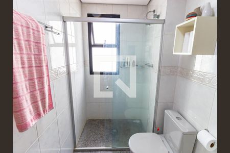 Apartamento à venda com 123m², 3 quartos e 3 vagas Apartamento à venda com 123m², 3 quartos e 3 vagasBanheiro