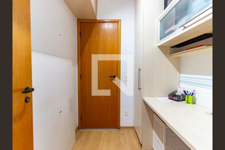 Apartamento à venda com 123m², 3 quartos e 3 vagas Apartamento à venda com 123m², 3 quartos e 3 vagasEscritório