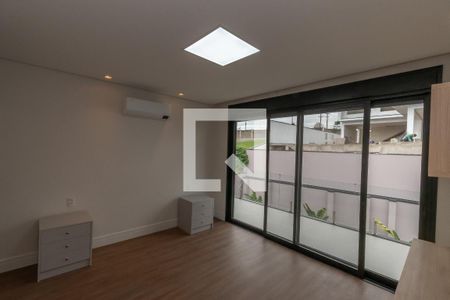 Casa de condomínio à venda com 440m², 4 quartos e 4 vagas Casa de condomínio à venda com 440m², 4 quartos e 4 vagasSuite 2