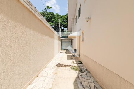 Casa à venda com 240m², 3 quartos e 3 vagasGaragem