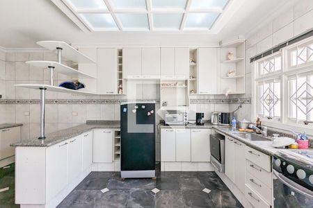 Casa à venda com 240m², 3 quartos e 3 vagasCopa e cozinha