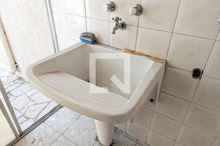 Casa à venda com 240m², 3 quartos e 3 vagasÁrea de serviço