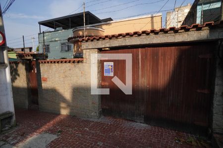 Casa à venda com 132m², 5 quartos e 1 vagaFachada