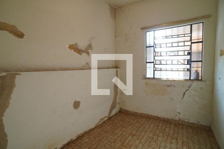 Casa à venda com 132m², 5 quartos e 1 vagaQuarto de Serviço