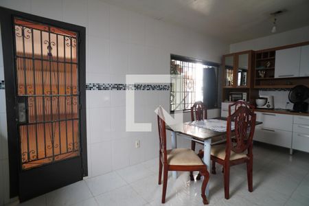 Casa à venda com 132m², 5 quartos e 1 vagaCozinha