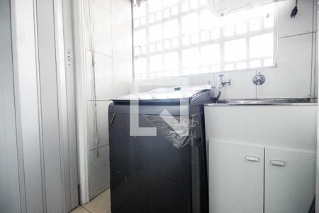 Apartamento à venda com 93m², 3 quartos e 1 vaga Apartamento à venda com 93m², 3 quartos e 1 vagaÁrea de serviço