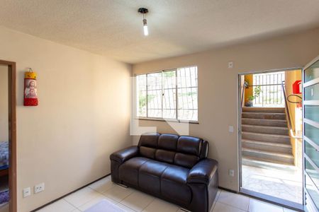 Sala de apartamento para alugar com 2 quartos, 44m² em Jardim Vitória, Belo Horizonte