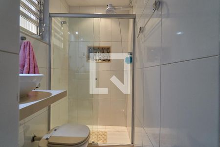 Apartamento à venda com 75m², 2 quartos e sem vaga Apartamento à venda com 75m², 2 quartos e sem vagaBanheiro Social