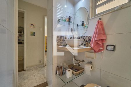 Apartamento à venda com 75m², 2 quartos e sem vaga Apartamento à venda com 75m², 2 quartos e sem vagaBanheiro Social