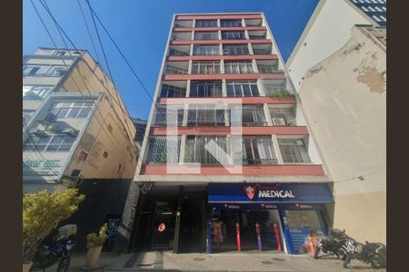 Apartamento à venda com 75m², 2 quartos e sem vaga Apartamento à venda com 75m², 2 quartos e sem vagaFachada