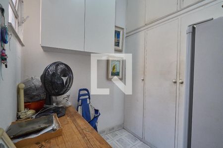 Apartamento à venda com 75m², 2 quartos e sem vaga Apartamento à venda com 75m², 2 quartos e sem vagaQuarto de Serviço